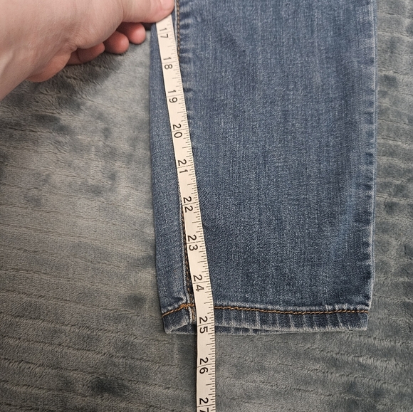 Universal Thread Mid Rise Skinny Jeans! - Picture 8 of 8